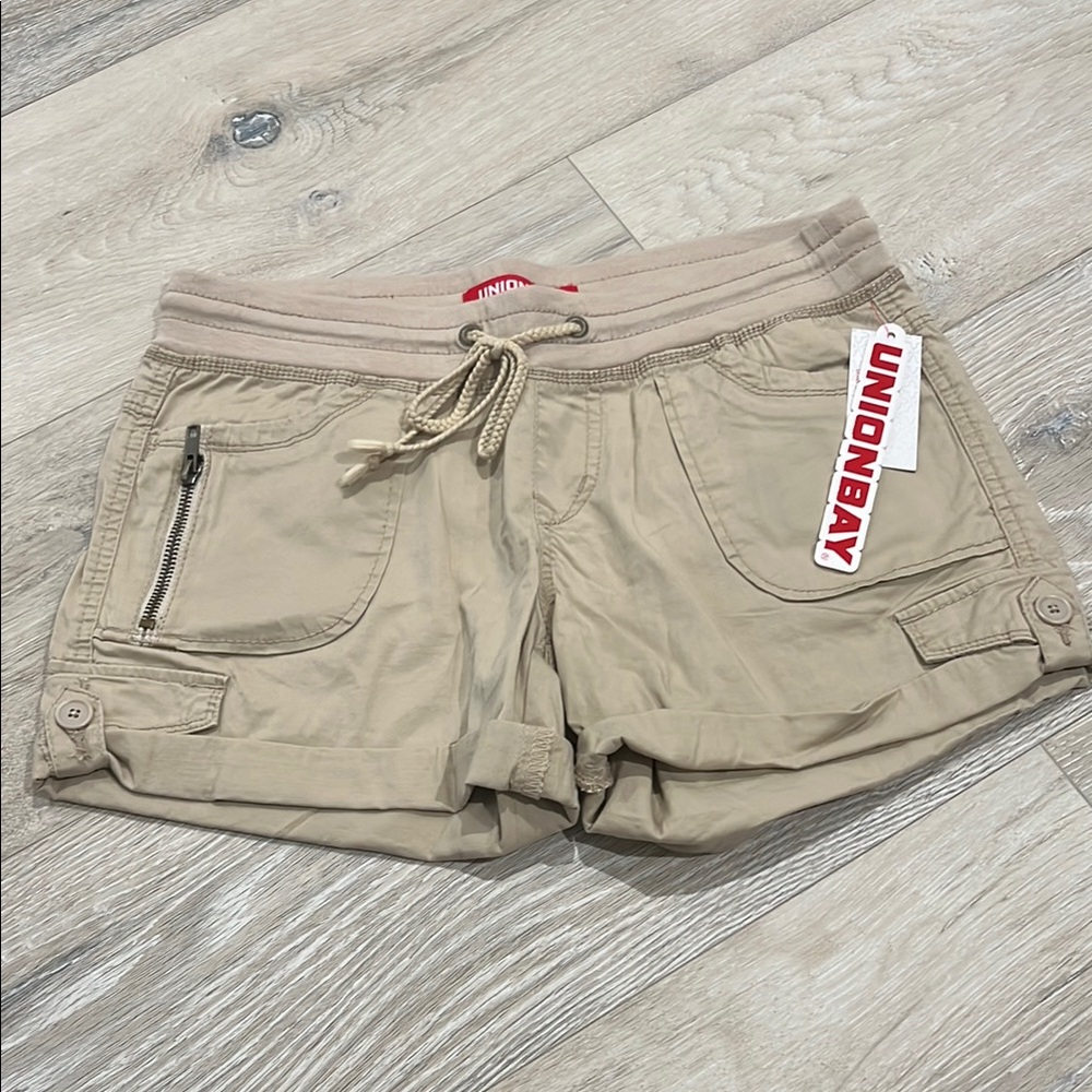UNIONBAY Women's Tan Cargo Drawstring Shorts